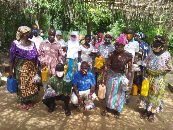 Distribution de Kits sanitaires(1)